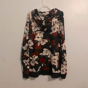 lildy’s super soft flower hoodie